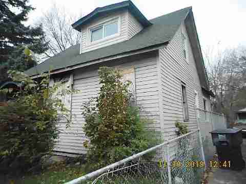 12713 Greenlawn (19)_m.jpg